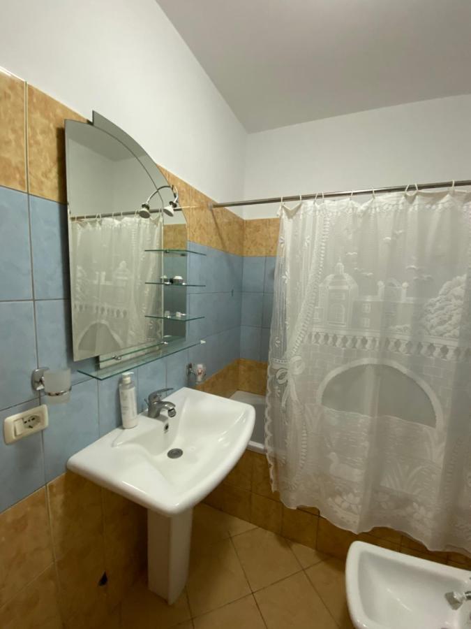 Noar Apartment Sarandë Dış mekan fotoğraf