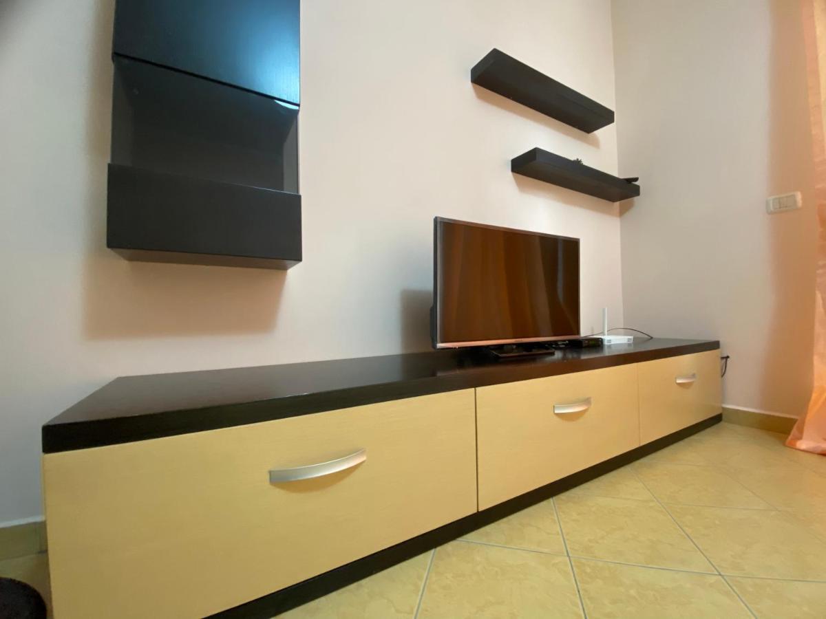 Noar Apartment Sarandë Dış mekan fotoğraf